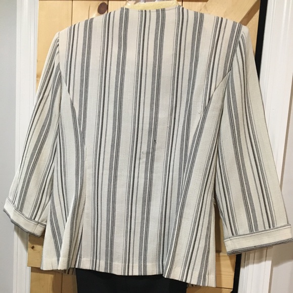 Women’s 2pc pant set - Picture 4 of 4